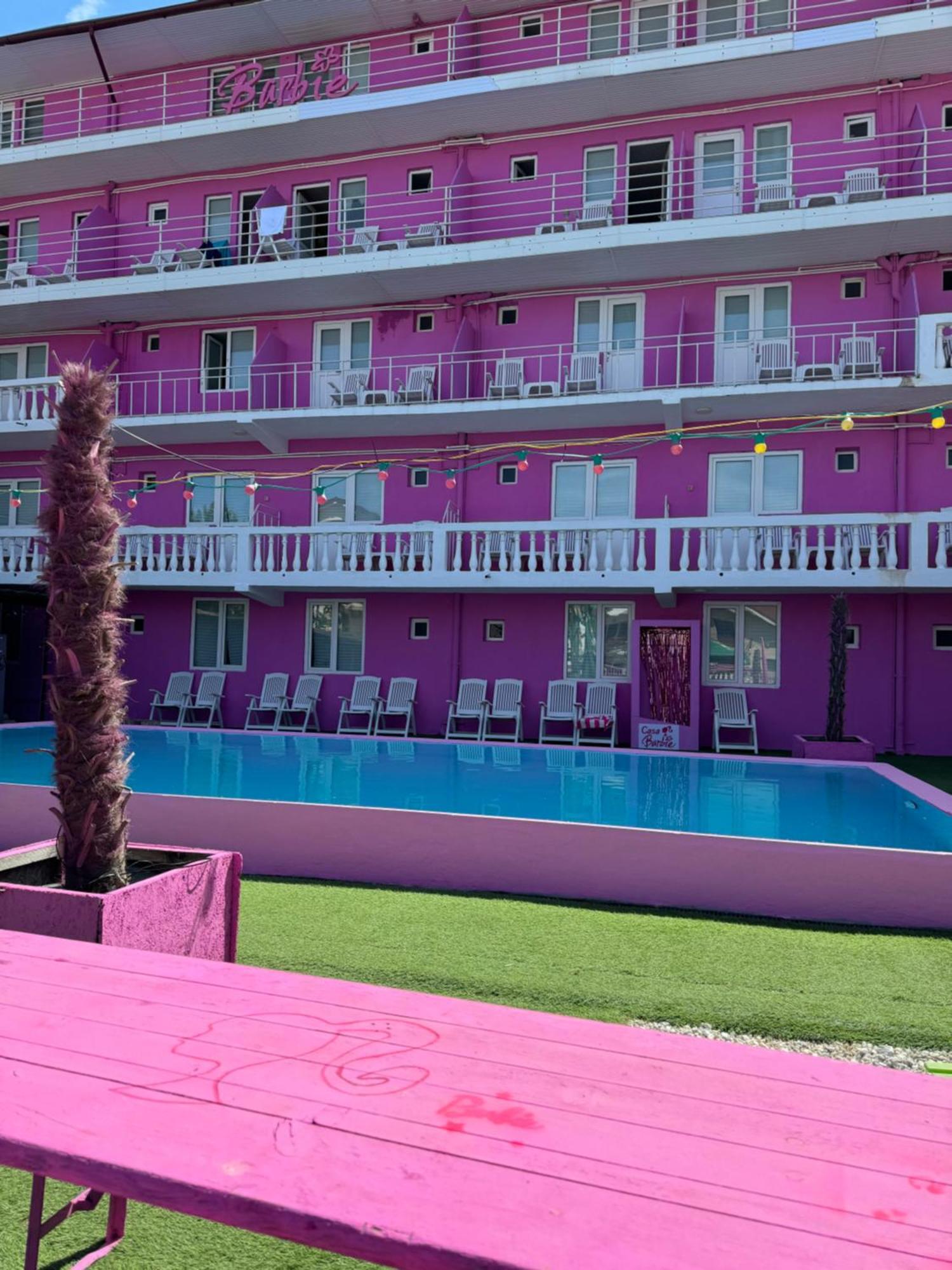 Casa Barbie Costinesti 호스텔 외부 사진