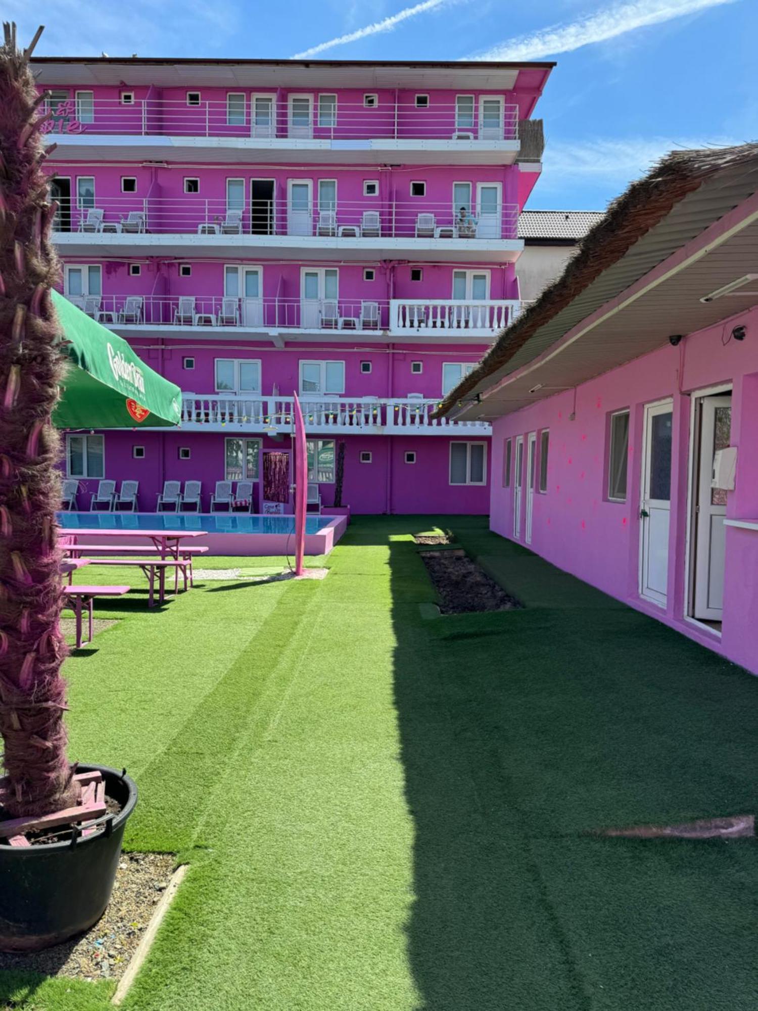 Casa Barbie Costinesti 호스텔 외부 사진