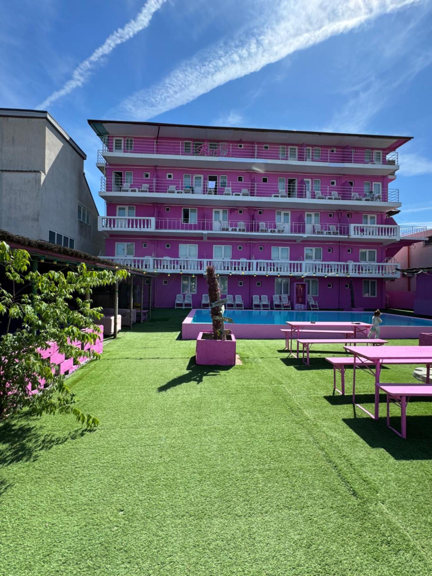 Casa Barbie Costinesti 호스텔 외부 사진
